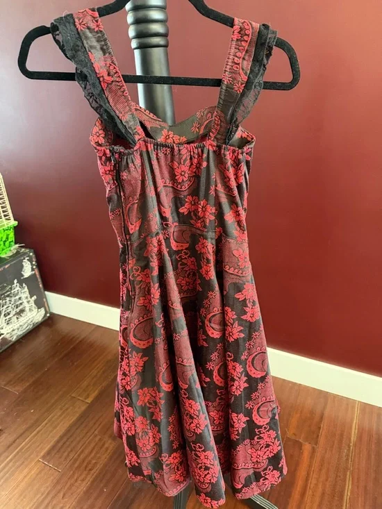 Red & Black Floral Lace-Up Midi Dress - Picture 3 of 5